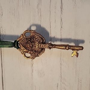 Cast Iron Santa Claus Key Ornament